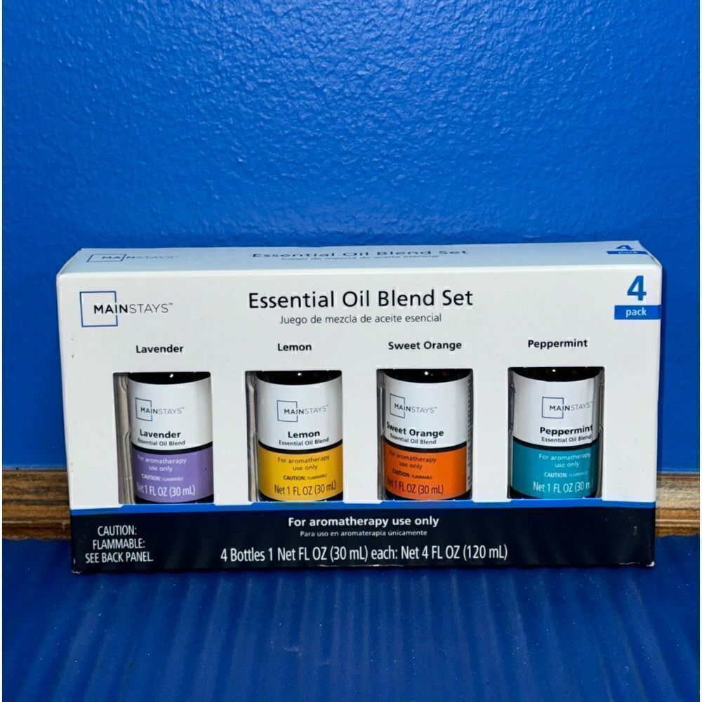 NEW MainStays Essential Oil Diffuser With 4 Oils